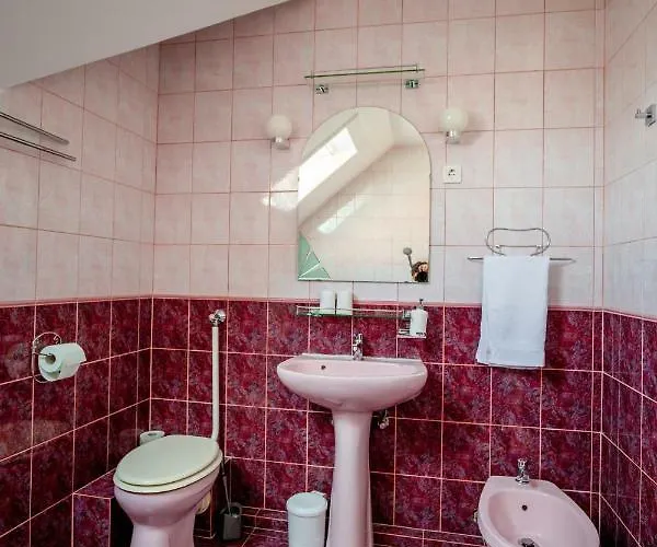 Teraszos Vendeghaz Daire *